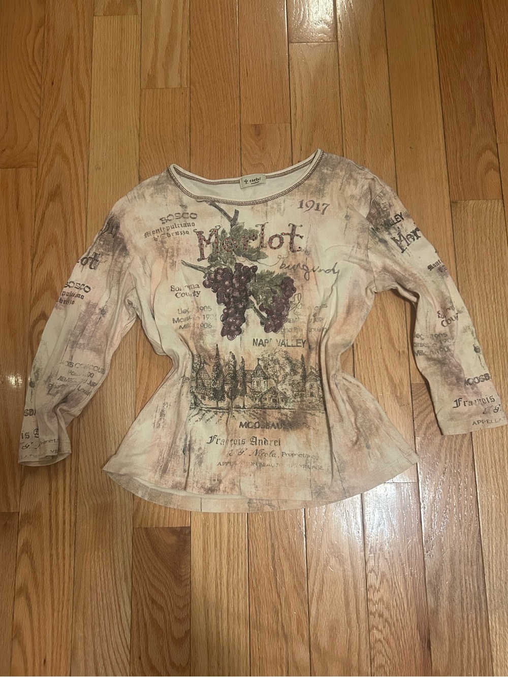 Vintage Merlot top